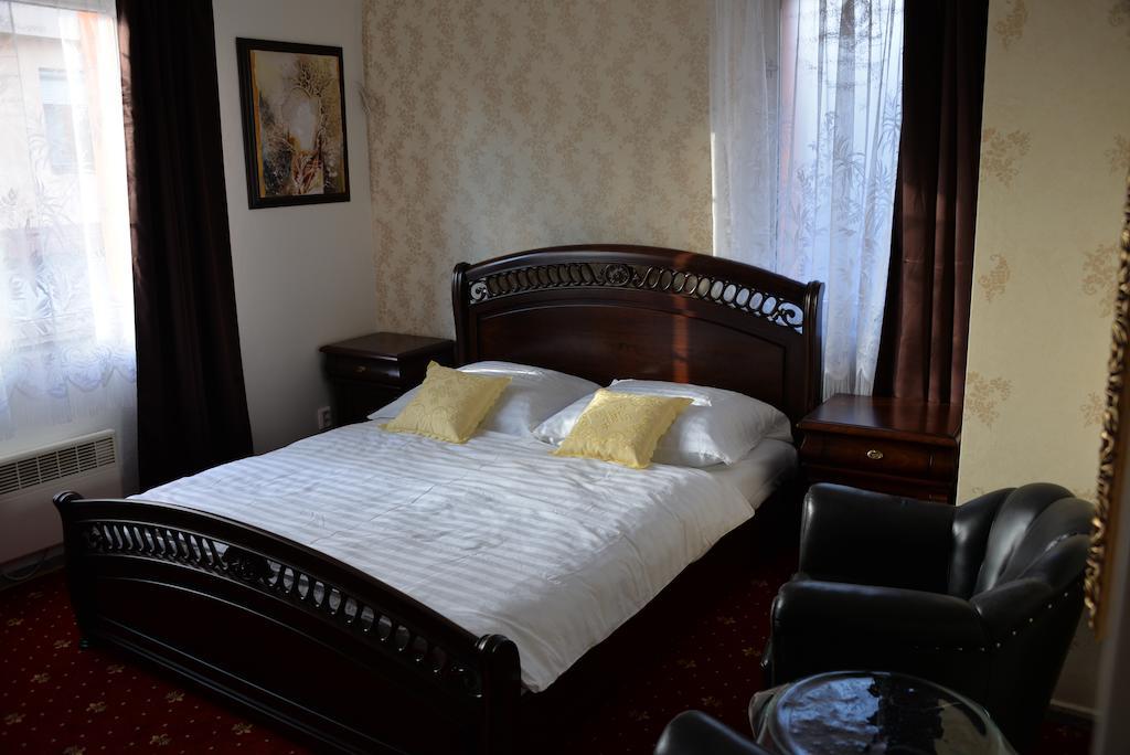 Harmony Hall Hradec Králové Стая снимка