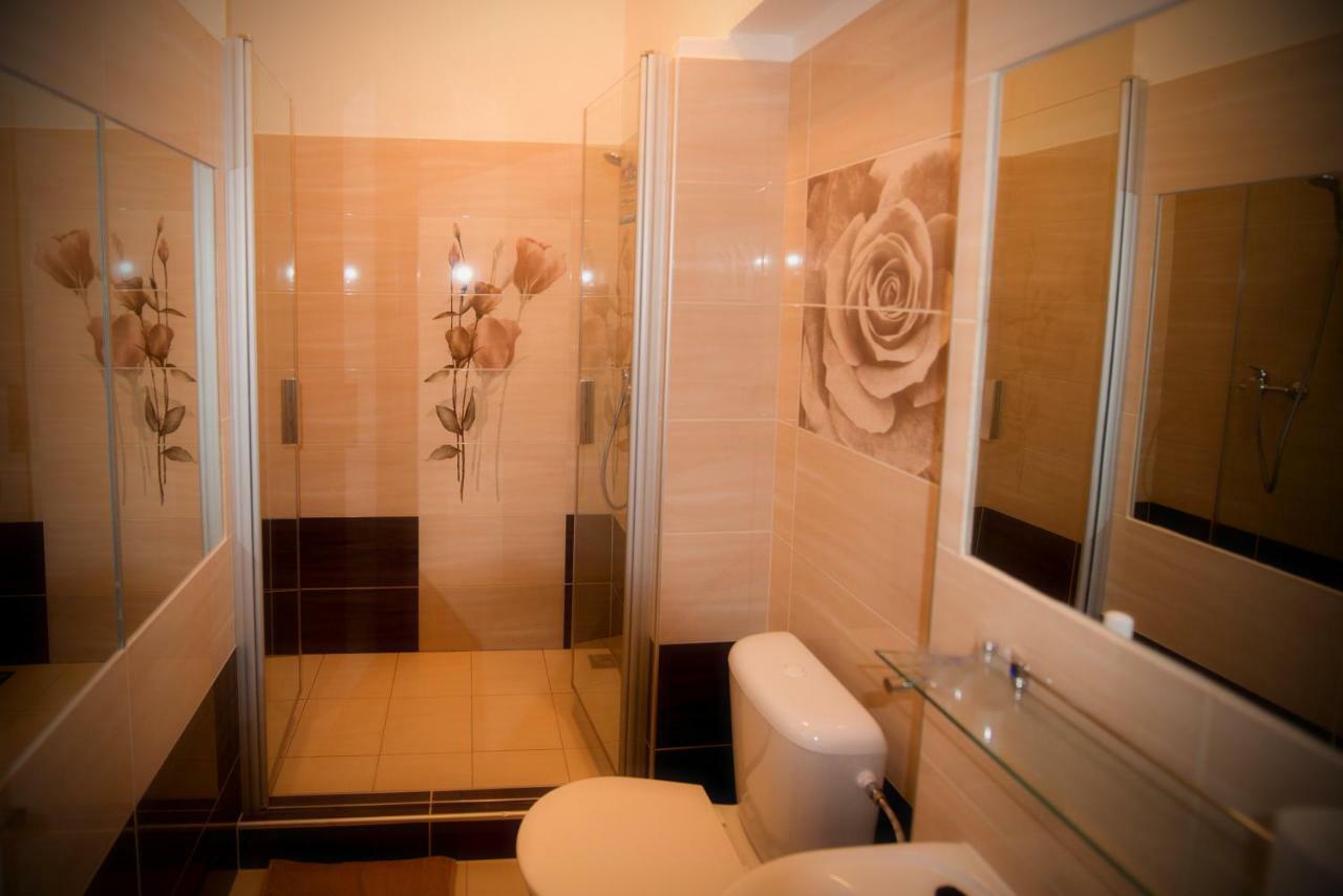 Harmony Hall Hradec Králové Екстериор снимка